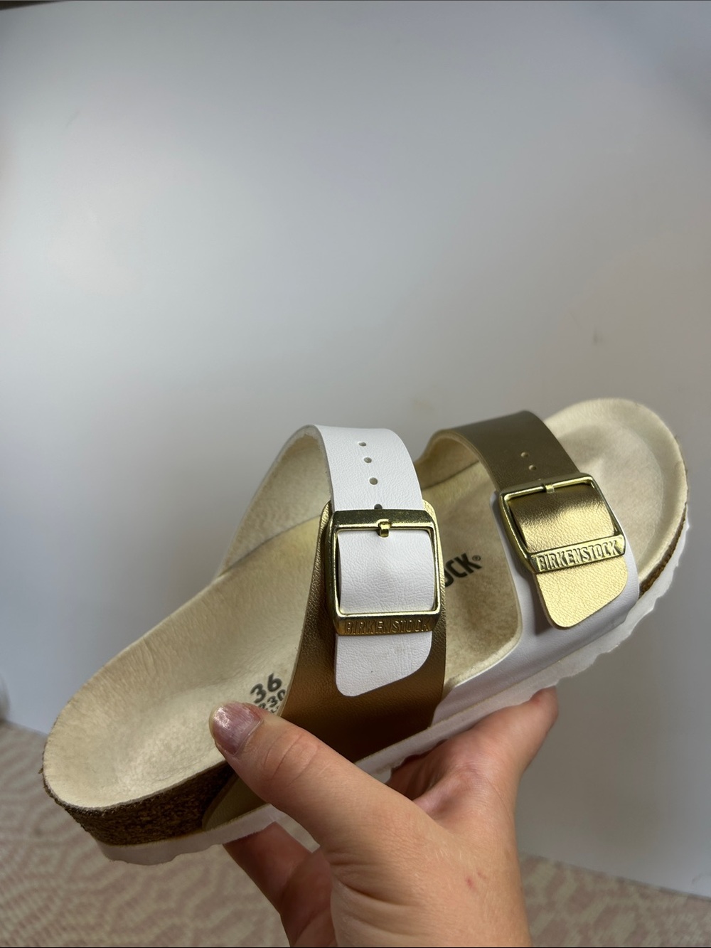 Birkenstock Is Woman Two-Stripe Sandals in White and Gold - Picture 3 of 3